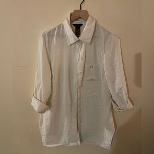 Multiples white button down shirt size M